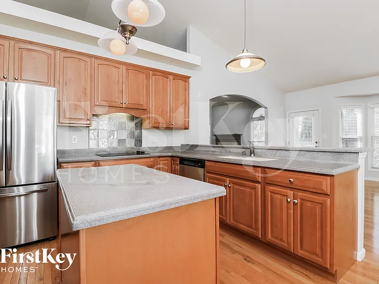 2 Stonecroft Ct — Photo 5