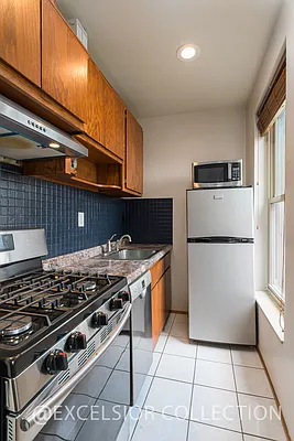 Rented by The Excelsior Collection LTD | media 16