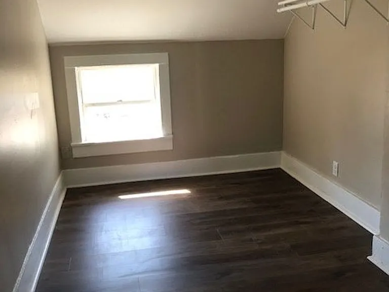 1832 Bellinger St — Photo 10