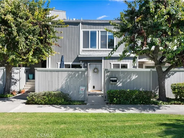 2951 S Fairview St Unit D, Santa Ana, CA 92704