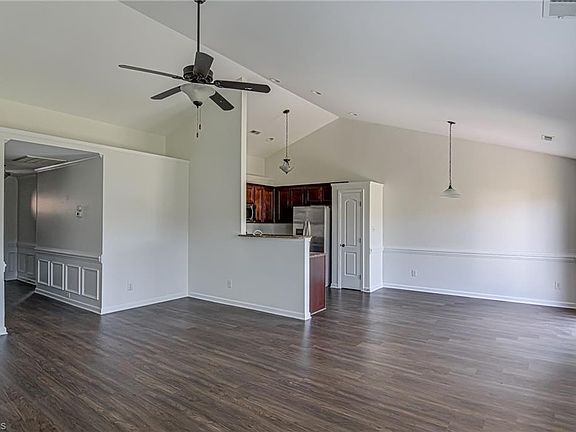 4th image of 2312 Talon Dr
