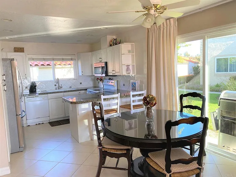 6677 Paseo Del Norte — Photo 8