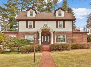 144 Prospect Ave, Valhalla, NY 10595