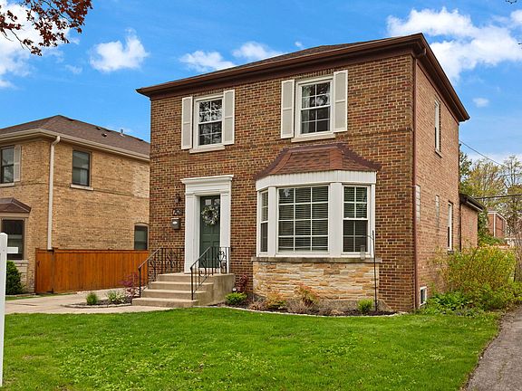 2nd image of 7428 N Odell Ave