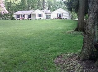 8940 Woodland Pl, Mentor, OH 44060