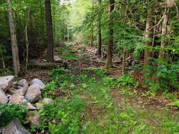 Eaton Road, Swanzey, NH 03446