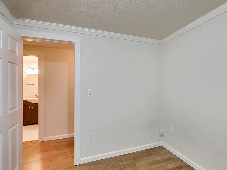 193B Henry St — Photo 16