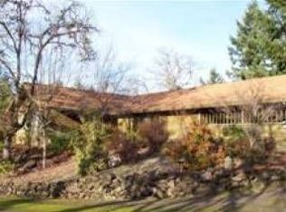 350 SE Terrace Dr, Roseburg, OR 97470