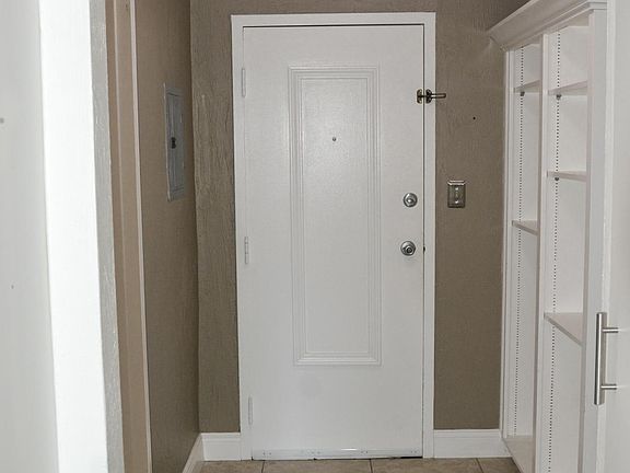 3rd image of 224 E Garden St APT 229