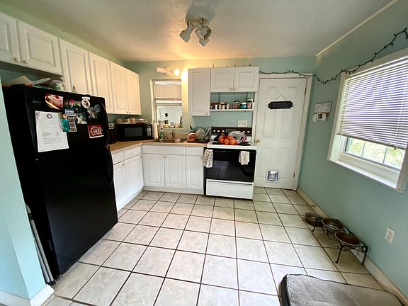 3rd image of 2227 13th Ave N