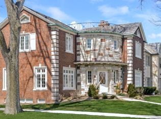 1402 Monroe Ave, River Forest, IL 60305