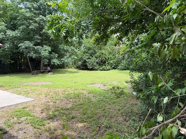 3812 Hiland Dr — Photo 10