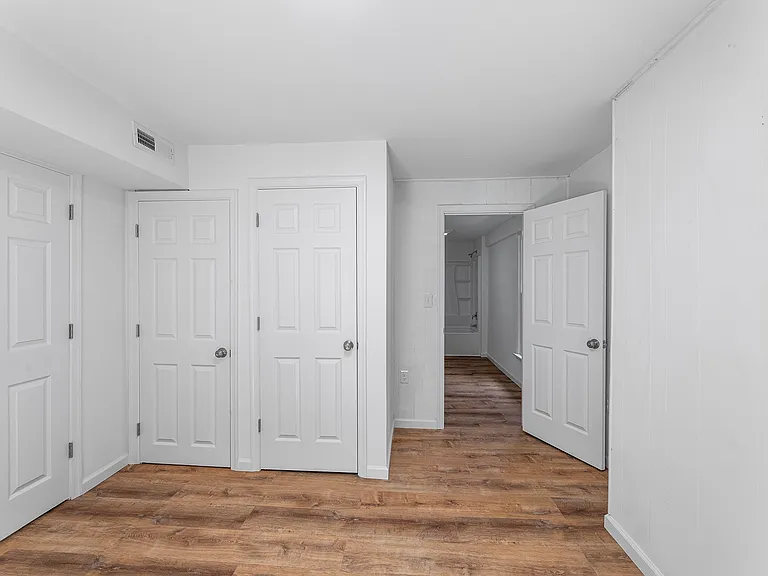 702 Hughlett St — Photo 15
