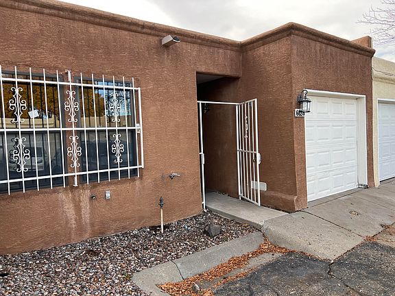 2nd image of 6036 Del Campo Pl NE