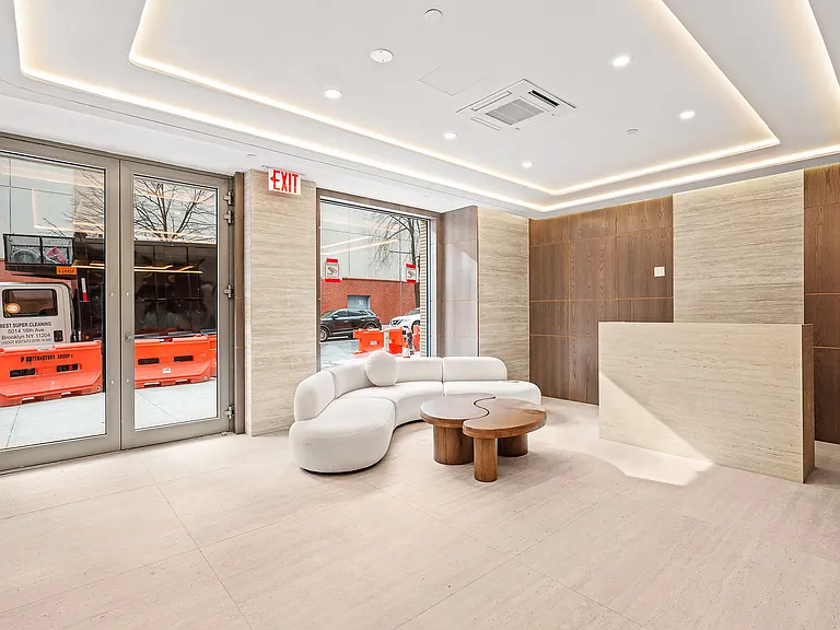151 S Elliott Pl #2K — Photo 4