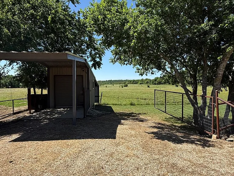 8033 Lax Dr — Photo 3