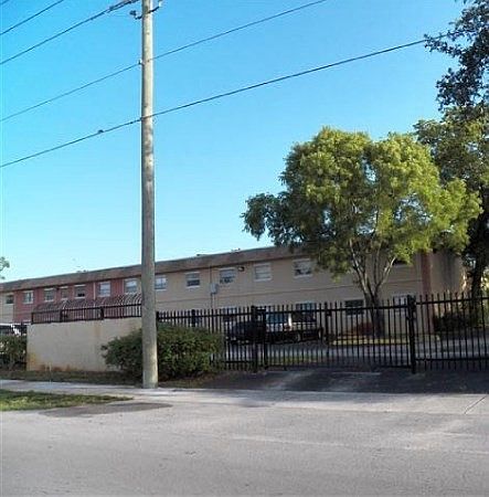 1st image of 95 NE 41st St #130I