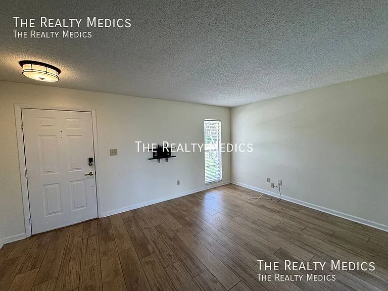 1184 Mapimi Ct — Photo 7