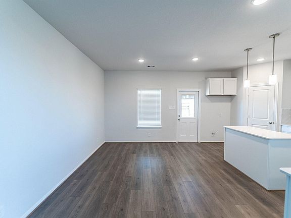 7th image of this home