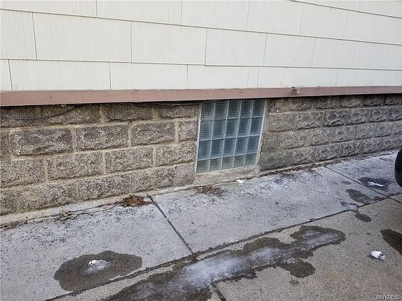 4th image of 214 Ontario St #2