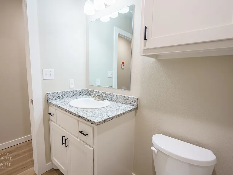 6120 Princess Ln — Photo 9