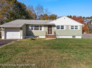 7 Ash Dr, Neptune, NJ