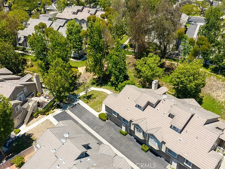 2601 S Quarry Ln #D — Photo 34