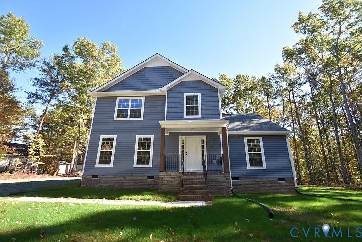 1st image of 721 Oakmont Dr