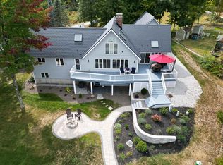 33 Lake Rd, Brookline, NH 03033