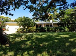 103 Ponce De Leon Blvd, Belleair, FL 33756