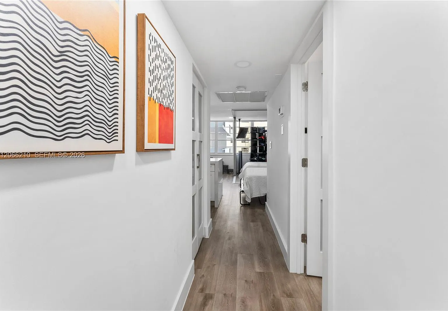 The Decoplage Condo — Photo 1