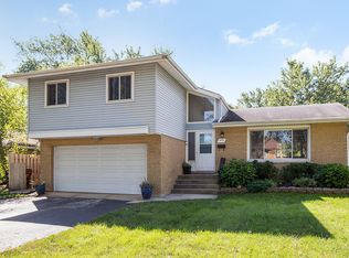 1055 187th St, Homewood, IL 60430