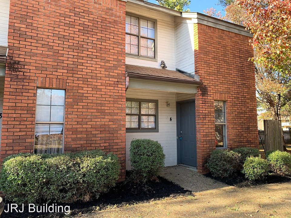 1st image of 301 Pine Forest Cir APT 27