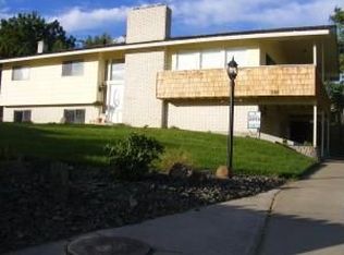 209 S 40th Ave, Yakima, WA 98908