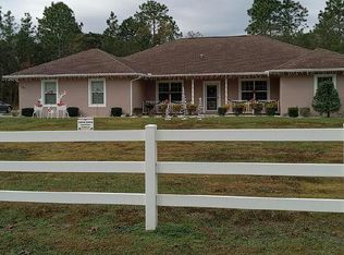 240 N Seton Ave, Lecanto, FL 34461