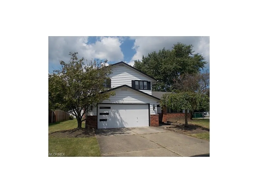 1718 Gladwin Dr photo 1
