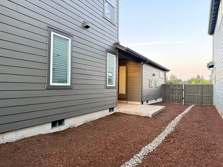 2451 N Villa Rd — Photo 24
