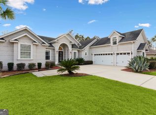 139 Fiddlers Cove Dr, Kingsland, GA 31548