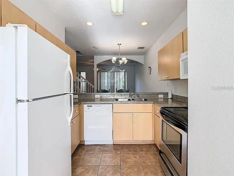 4715 Hemingway House St — Photo 5