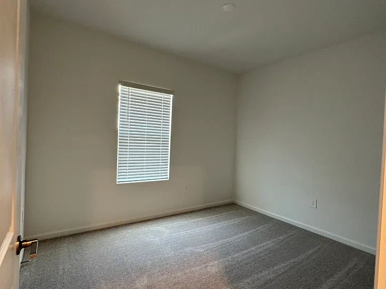 Birmingham Dr — Photo 14