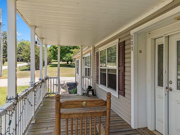 4th image of 111 Owens Dr