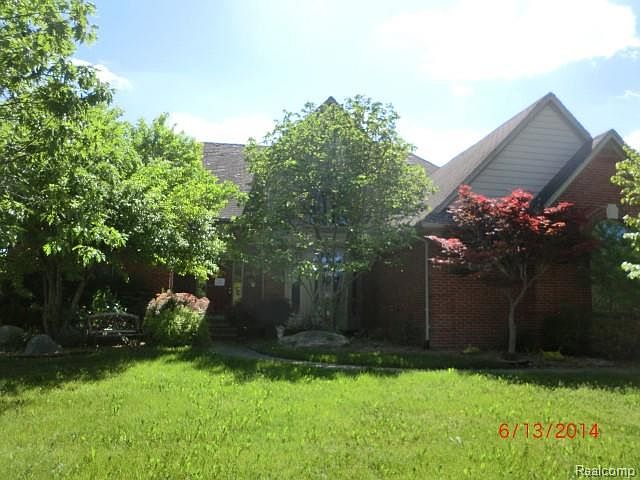1st image of 54512 Burlington Dr