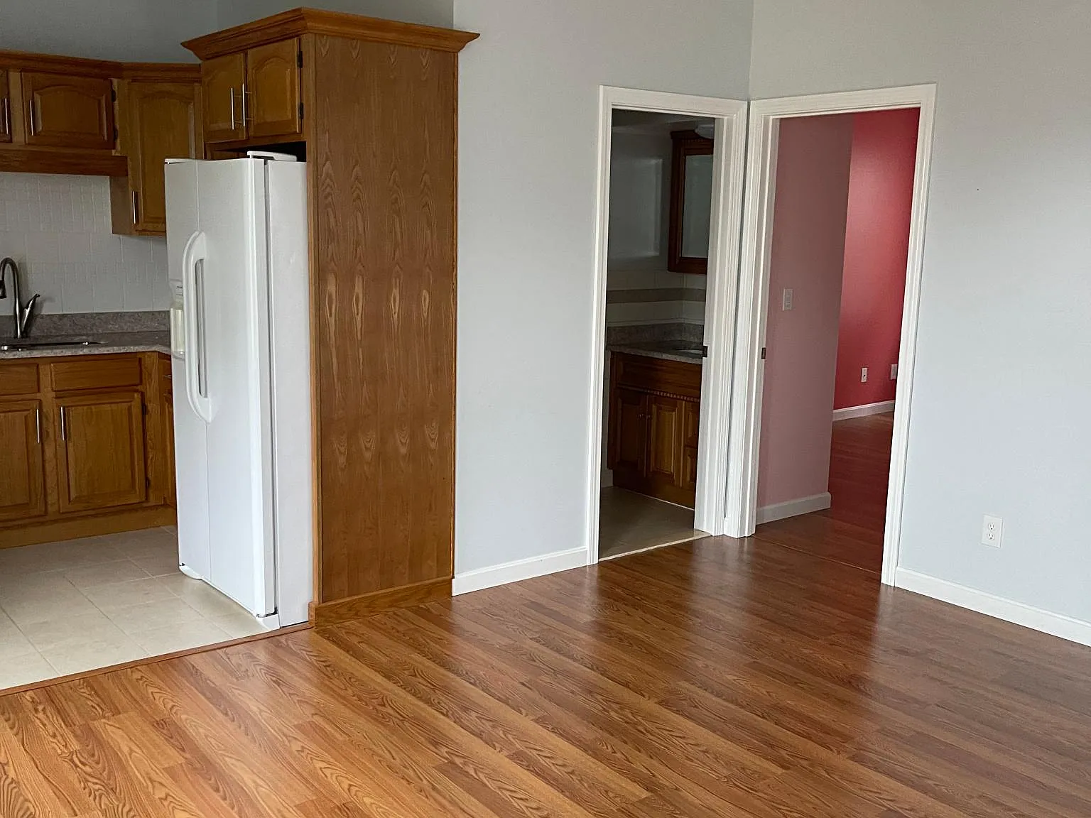 3 bed, 1150 sqft, $1,800 — Photo 2
