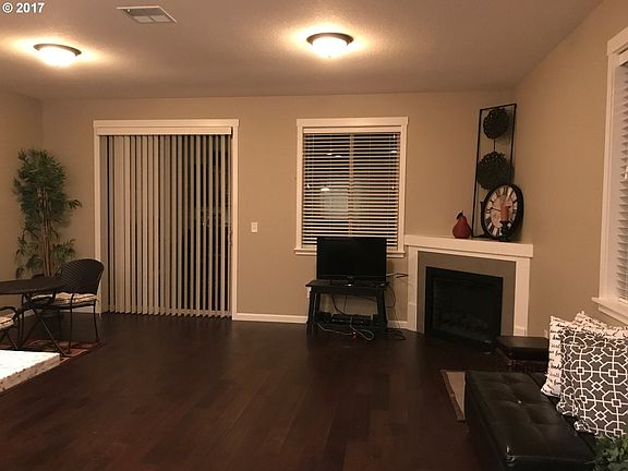 3rd image of 2709 NE 131st Ave