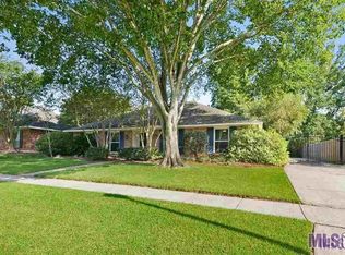 829 N Coventry Dr, Baton Rouge, LA 70808