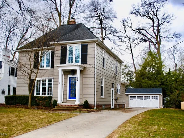 314 Saddler Rd, Bay Village, OH 44140