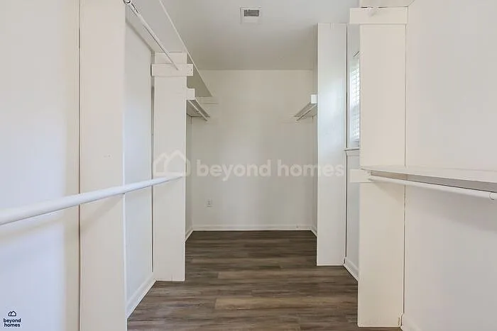 318 Hillwood Dr — Photo 11