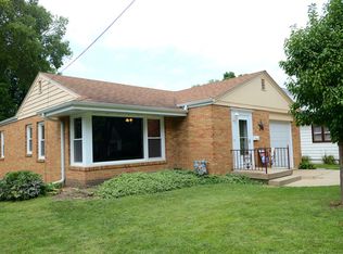 1043 State St, Ottawa, IL 61350