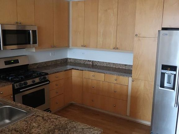 3rd image of 1546 N Orleans St APT 701