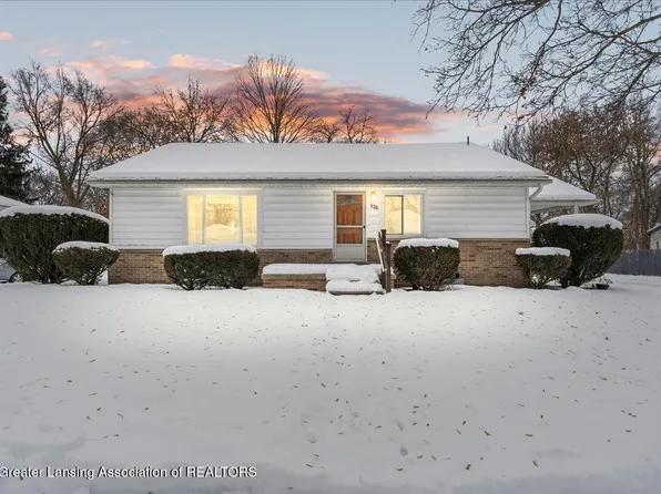 135 W Oak St, Ovid, MI 48866